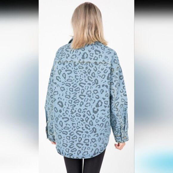NWT Leopard Animal Print Denim Jacket Small - Picture 4 of 12